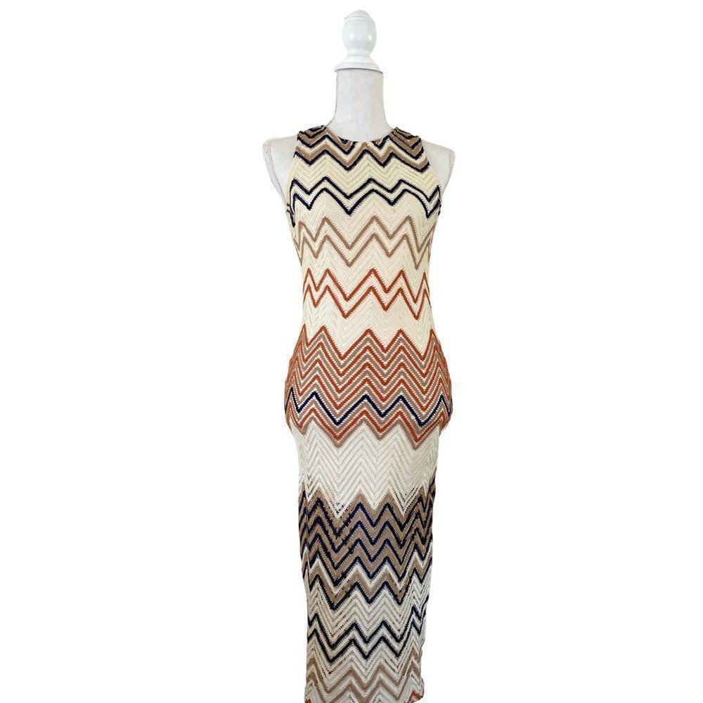 Sleeveless Chevron Maxi Dress in Cream and Brown